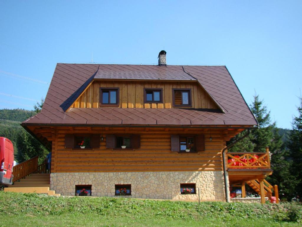 Rekreačná chata pod Jedlovinou image 1