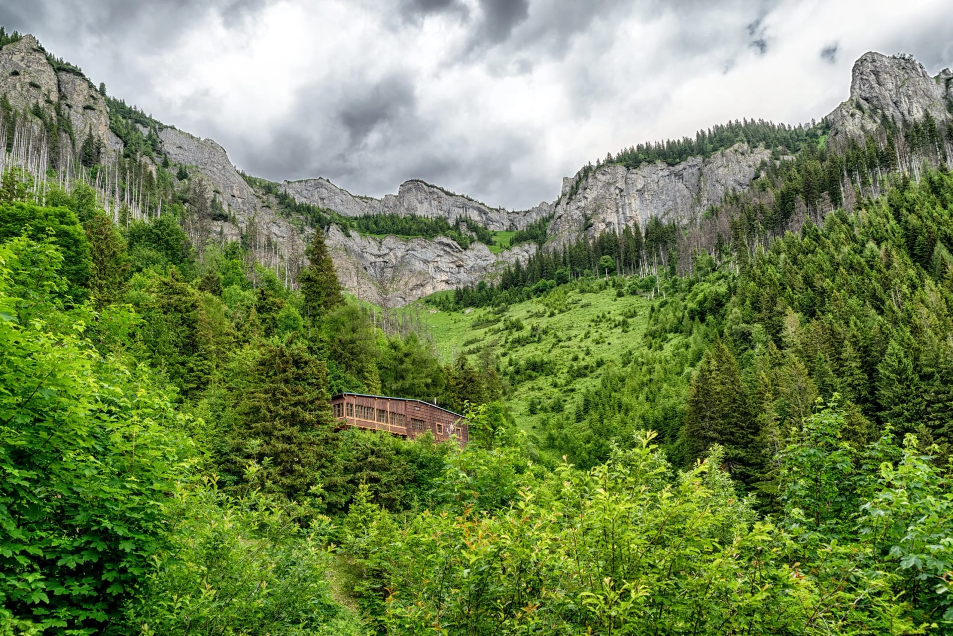 Mountain cottage Plesnivec in Belianske Tatras, Slovakia